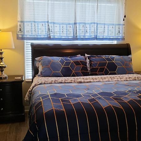 Spacious Beach House Unit,Beautifully Furnished 2 Bed 2Bath./2Min.Walk To Beach Clearwater Beach Exterior foto